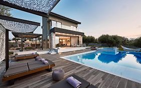 Villa Carpos